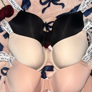 Victoria's Secret 34C Bras